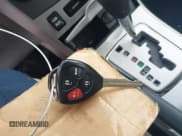 ✅ 2013 Toyota Corolla L • VIN: 5YFBU4EE8DP189405 • Лот: 43420943. Опубликован ранее на IAAI с пробегом 71 449 миль. Бесплатный доступ к архиву аукционных продаж из США и подробный отчёт об истории автомобиля на DreamBid. Изображение 11.