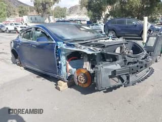 ✅ 2016 Tesla Model S 90D • VIN: 5YJSA1E22GF168871 • Lot: 43458909. Wystawiony na IAAI z przebiegiem 94 803 mil. Bezpłatny archiwum sprzedaży aukcyjnych z USA i szczegółowy raport historii pojazdu na DreamBid. Zdjęcie 1.