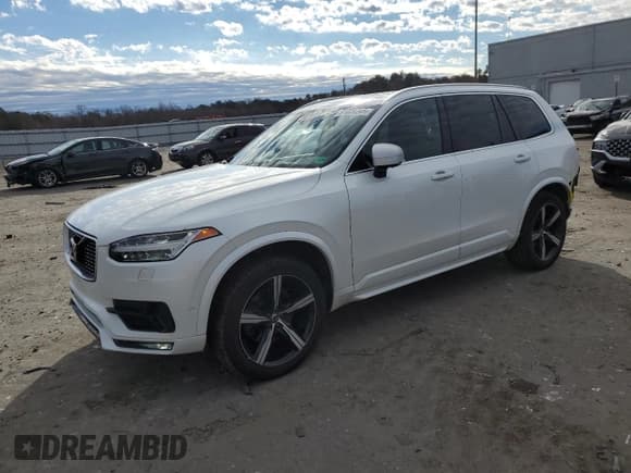 ✅ 2016 Volvo XC90 T6 R-Design • VIN: YV4A22PM7G1048485 • Lot: 91009745. Listed on Copart with 128,582 mi. Free auction sales archive from the USA and detailed vehicle history report at DreamBid. Image 1.