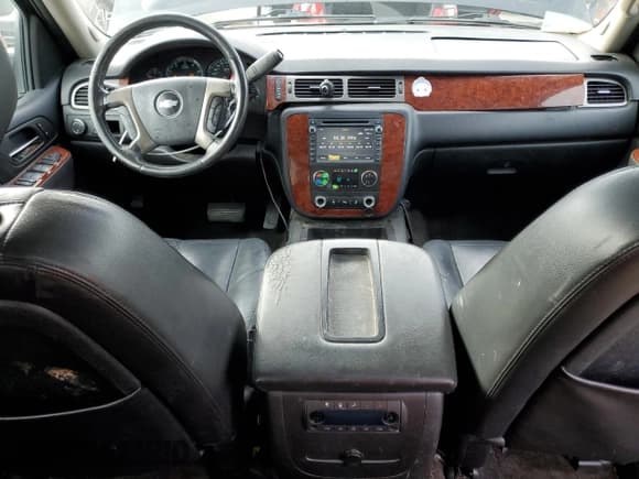 ✅ 2012 Chevrolet Suburban LT • VIN: 1GNSCJE03CR106674 • Lot: 82184705. Listed on Copart with 227,240 mi. Free auction sales archive from the USA and detailed vehicle history report at DreamBid. Image 8.