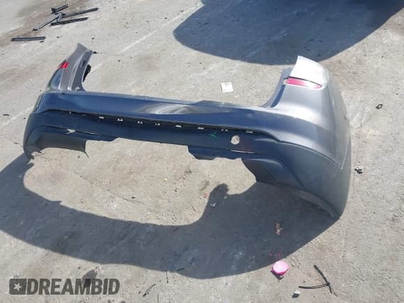 ✅ 2020 Hyundai Tucson SE • VIN: KM8J23A44LU084446 • Лот: 43525126. Опубликован ранее на IAAI с пробегом 65 053 миль. Бесплатный доступ к архиву аукционных продаж из США и подробный отчёт об истории автомобиля на DreamBid. Изображение 18.