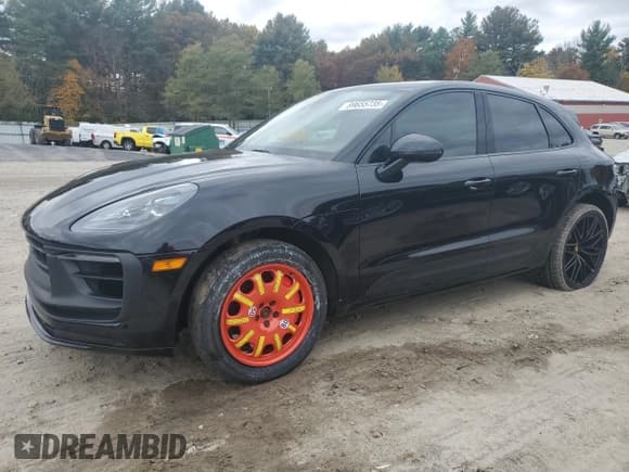 ✅ 2023 Porsche Macan GTS • VIN: WP1AF2A53PLB55724 • Лот: 89655735. Опубликован ранее на Copart с пробегом 22 946 миль. Бесплатный доступ к архиву аукционных продаж из США и подробный отчёт об истории автомобиля на DreamBid. Изображение 1.