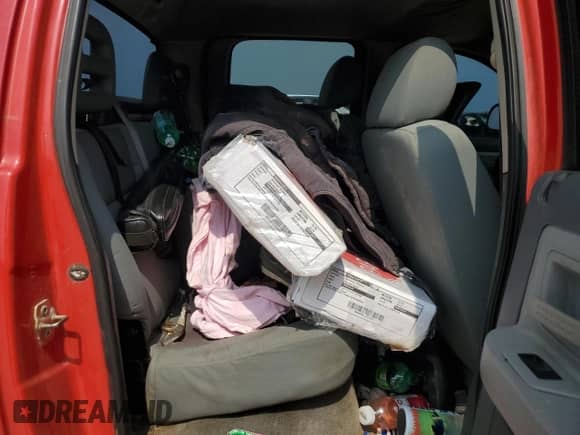 2005 Dodge Dakota SLT с VIN 1D7HE48N55S138534, выставлен на аукционе Copart как лот 59226435 с пробегом 270 593 миль миль и Чистый • Clean title. История ставок и продаж доступна на DreamBid. Изображение 10.