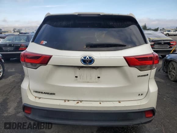 ✅ 2017 Toyota Highlander Hybrid LE • VIN: 5TDBGRFH9HS025073 • Лот: 84342294. Опубликован ранее на Copart с пробегом Не указан. Бесплатный доступ к архиву аукционных продаж из США и подробный отчёт об истории автомобиля на DreamBid. Изображение 6.