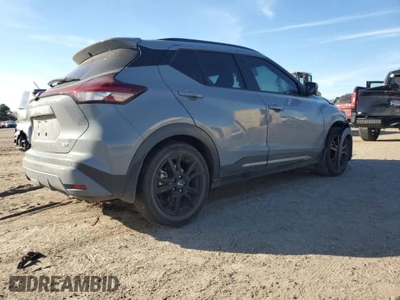 ✅ 2022 Nissan Kicks SR • VIN: 3N1CP5DV6NL515304 • Лот: 93572045. Опубликован ранее на Copart с пробегом 114 435 миль. Бесплатный доступ к архиву аукционных продаж из США и подробный отчёт об истории автомобиля на DreamBid. Изображение 3.