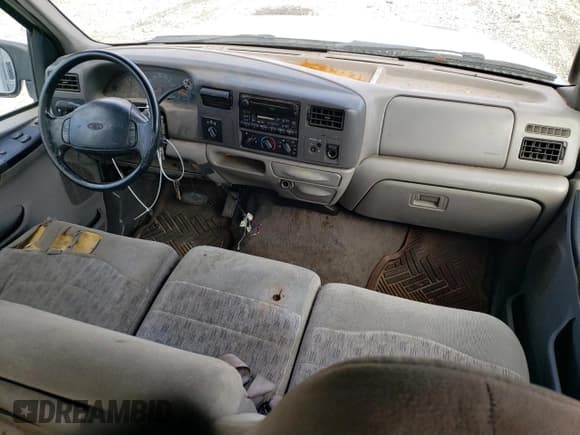 ✅ 1999 Ford F-350 XL • VIN: 1FTSX31F5XED18542 • Лот: 43194315. Опубликован ранее на Copart с пробегом 240 523 миль. Бесплатный доступ к архиву аукционных продаж из США и подробный отчёт об истории автомобиля на DreamBid. Изображение 8.