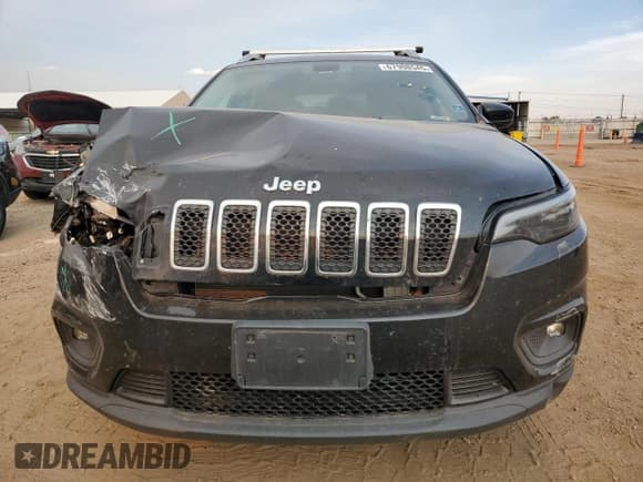 ✅ 2019 Jeep Cherokee Latitude • VIN: 1C4PJMCX7KD368991 • Lot: 67908545. Listed on Copart with 94,631 mi. Free auction sales archive from the USA and detailed vehicle history report at DreamBid. Image 5.
