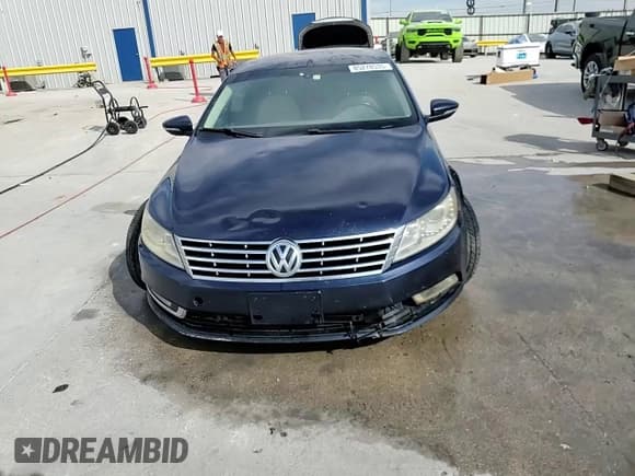 ✅ 2013 Volkswagen CC R-Line • VIN: WVWBP7AN1DE502290 • Lot: 85278535. Wystawiony na Copart z przebiegiem 172 948 mil. Bezpłatny archiwum sprzedaży aukcyjnych z USA i szczegółowy raport historii pojazdu na DreamBid. Zdjęcie 14.