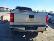 ✅ 2017 Chevrolet Silverado 2500HD Work Truck • VIN: 1GC1KUEG0HF101947 • Lot: 43635344. Wystawiony na IAAI z przebiegiem 188 245 mil. Bezpłatny archiwum sprzedaży aukcyjnych z USA i szczegółowy raport historii pojazdu na DreamBid. Zdjęcie 16.