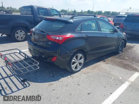 ✅ 2013 Hyundai Elantra • VIN: KMHD35LE7DU041524 • Lot: 40436775. Listed on IAAI with Not provided. Free auction sales archive from the USA and detailed vehicle history report at DreamBid. Image 4.