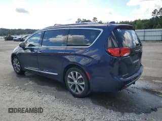 ✅ 2018 Chrysler Pacifica Limited • VIN: 2C4RC1GG5JR229014 • Lot: 82126405. Wystawiony na Copart z przebiegiem 97 683 mil. Bezpłatny archiwum sprzedaży aukcyjnych z USA i szczegółowy raport historii pojazdu na DreamBid. Zdjęcie 2.