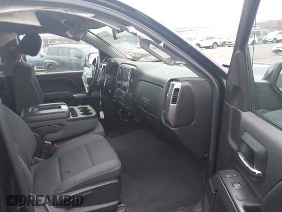 ✅ 2019 Chevrolet Silverado 1500 LT • VIN: 2GCRCPEC8K1112403 • Лот: 43682953. Опубликован ранее на IAAI с пробегом 127 946 миль. Бесплатный доступ к архиву аукционных продаж из США и подробный отчёт об истории автомобиля на DreamBid. Изображение 5.