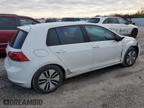 ✅ 2016 Volkswagen Golf SEL Premium • VIN: WVWPP7AU2GW902189 • Lot: 87163224. Wystawiony na Copart z przebiegiem 75 443 mil. Bezpłatny archiwum sprzedaży aukcyjnych z USA i szczegółowy raport historii pojazdu na DreamBid. Zdjęcie 3.