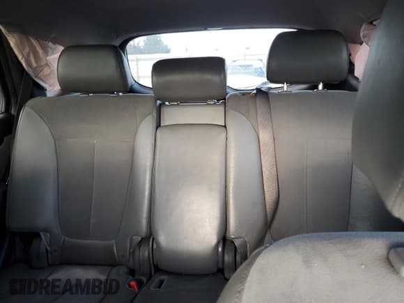 ✅ 2010 Hyundai Santa Fe SE • VIN: 5NMSHDAG1AH358987 • Lot: 83244264. Listed on Copart with 213,243 mi. Free auction sales archive from the USA and detailed vehicle history report at DreamBid. Image 10.