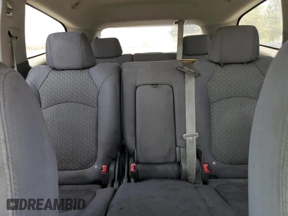 ✅ 2010 Chevrolet Traverse LS • VIN: 1GNLREED9AJ236645 • Lot: 69808734. Listed on Copart with 158,210 mi. Free auction sales archive from the USA and detailed vehicle history report at DreamBid. Image 10.