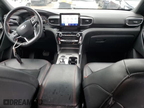 ✅ 2022 Ford Explorer ST-Line • VIN: 1FMSK8KH6NGC46663 • Lot: 46060605. Listed on Copart with 41,304 mi. Free auction sales archive from the USA and detailed vehicle history report at DreamBid. Image 8.