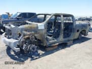 ✅ 2020 Chevrolet Silverado 1500 RST • VIN: 1GCUYEED4LZ257536 • Lot: 42428290. Wystawiony na IAAI z przebiegiem Nie podano. Bezpłatny archiwum sprzedaży aukcyjnych z USA i szczegółowy raport historii pojazdu na DreamBid. Zdjęcie 2.