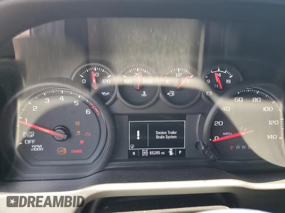 ✅ 2021 Chevrolet Silverado 1500 Custom • VIN: 1GCPYBEKXMZ172258 • Lot: 64723874. Wystawiony na Copart z przebiegiem 65 285 mil. Bezpłatny archiwum sprzedaży aukcyjnych z USA i szczegółowy raport historii pojazdu na DreamBid. Zdjęcie 9.