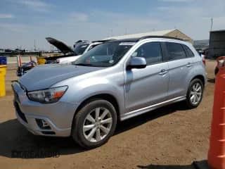 2012 Mitsubishi Outlander SE с VIN JA4AR4AU8CZ006836, выставлен на аукционе Copart как лот 69138365 с пробегом 96 961 миль миль и Списание • Salvage title. История ставок и продаж доступна на DreamBid. Изображение 1.