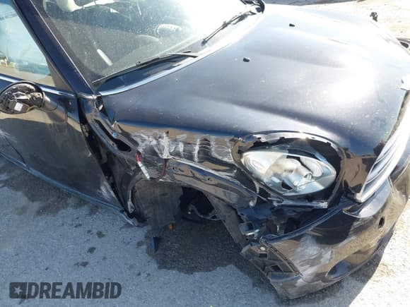 ✅ 2015 MINI Countryman • VIN: WMWZB3C54FWM33074 • Lot: 42094992. Listed on IAAI with 86,704 mi. Free auction sales archive from the USA and detailed vehicle history report at DreamBid. Image 6.