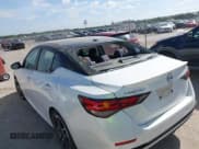 ✅ 2024 Nissan Sentra SR • VIN: 3N1AB8DV6RY239688 • Lot: 42624490. Wystawiony na IAAI z przebiegiem 26 300 mil. Bezpłatny archiwum sprzedaży aukcyjnych z USA i szczegółowy raport historii pojazdu na DreamBid. Zdjęcie 12.