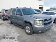 ✅ 2007 Chevrolet Suburban LT • VIN: 1GNFC16077R372737 • Лот: 41917140. Опубликован ранее на IAAI с пробегом 249 075 миль. Бесплатный доступ к архиву аукционных продаж из США и подробный отчёт об истории автомобиля на DreamBid. Изображение 1.