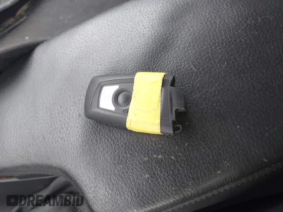 ✅ 2013 BMW 3 Series 335i • VIN: WBA3A9C52DF475994 • Lot: 42664333. Listed on IAAI with 63,864 mi. Free auction sales archive from the USA and detailed vehicle history report at DreamBid. Image 11.