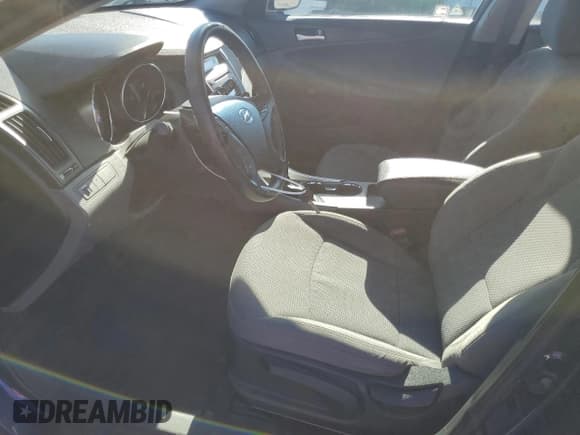 ✅ 2013 Hyundai Sonata GLS • VIN: 5NPEB4AC3DH709594 • Lot: 90834035. Wystawiony na Copart z przebiegiem 114 932 mil. Bezpłatny archiwum sprzedaży aukcyjnych z USA i szczegółowy raport historii pojazdu na DreamBid. Zdjęcie 7.