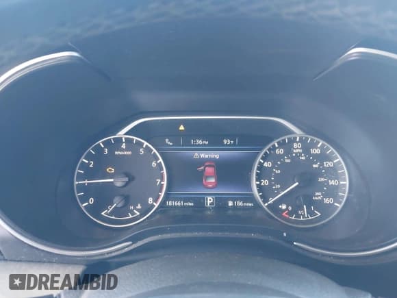 ✅ 2016 Nissan Maxima SR • VIN: 1N4AA6AP8GC386830 • Lot: 42995655. Wystawiony na IAAI z przebiegiem 181 661 mil. Bezpłatny archiwum sprzedaży aukcyjnych z USA i szczegółowy raport historii pojazdu na DreamBid. Zdjęcie 7.