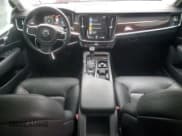 ✅ 2019 Volvo S90 Momentum • VIN: LVYA22MK7KP081782 • Lot: 83741984. Wystawiony na Copart z przebiegiem 91 159 mil. Bezpłatny archiwum sprzedaży aukcyjnych z USA i szczegółowy raport historii pojazdu na DreamBid. Zdjęcie 8.