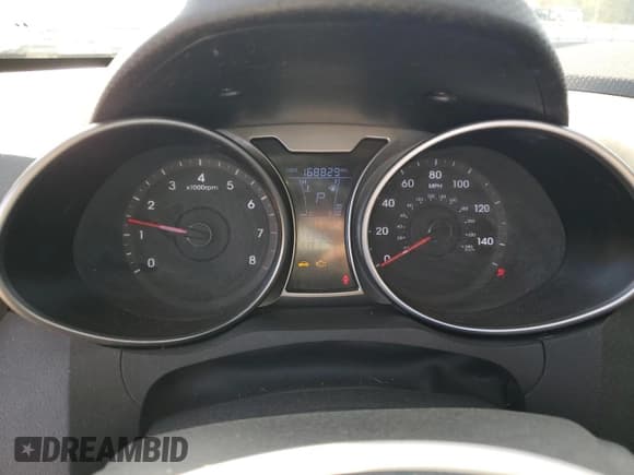 ✅ 2013 Hyundai Veloster w/Black Int • VIN: KMHTC6AD3DU107417 • Lot: 82538624. Wystawiony na Copart z przebiegiem 168 829 mil. Bezpłatny archiwum sprzedaży aukcyjnych z USA i szczegółowy raport historii pojazdu na DreamBid. Zdjęcie 9.