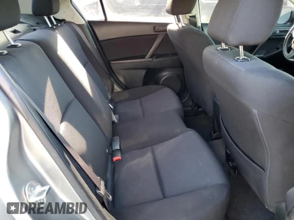 ✅ 2011 Mazda 3 i Sport • VIN: JM1BL1UG1B1370917 • Лот: 91840105. Опубликован ранее на Copart с пробегом 86 359 миль. Бесплатный доступ к архиву аукционных продаж из США и подробный отчёт об истории автомобиля на DreamBid. Изображение 10.