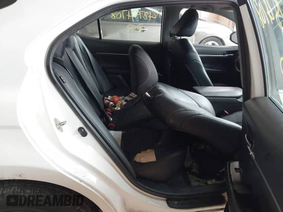 2020 Toyota Camry SE with VIN 4T1G11AK8LU326509, listed as a IAAI auction lot 42754708 with 94,455 mi miles and . Bid and sale history available at DreamBid. Image 8.