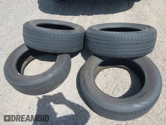 ✅ 2018 Ram 1500 Tradesman • VIN: 1C6RR7FT8JS301734 • Lot: 42951664. Listed on IAAI with 90,252 mi. Free auction sales archive from the USA and detailed vehicle history report at DreamBid. Image 12.