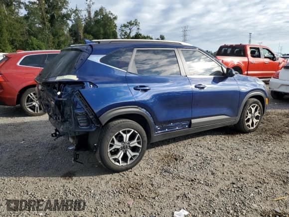 ✅ 2022 Kia Seltos EX • VIN: KNDERCAA2N7252951 • Lot: 86847355. Listed on Copart with 26,302 mi. Free auction sales archive from the USA and detailed vehicle history report at DreamBid. Image 3.