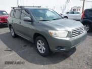 ✅ 2010 Toyota Highlander • VIN: 5TDZA3EHXAS003653 • Lot: 42858648. Listed on IAAI with 236,255 mi. Free auction sales archive from the USA and detailed vehicle history report at DreamBid. Image 1.