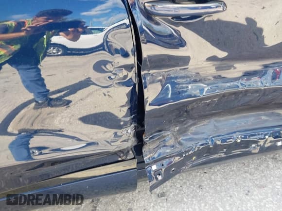 ✅ 2022 Genesis GV70 Sport • VIN: KMUMCDTC2NU061594 • Lot: 42244003. Wystawiony na IAAI z przebiegiem 6 530 mil. Bezpłatny archiwum sprzedaży aukcyjnych z USA i szczegółowy raport historii pojazdu na DreamBid. Zdjęcie 18.