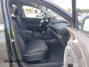 ✅ 2019 Hyundai Santa Fe SE • VIN: 5NMS23AD1KH044131 • Lot: 43237640. Wystawiony na IAAI z przebiegiem 105 619 mil. Bezpłatny archiwum sprzedaży aukcyjnych z USA i szczegółowy raport historii pojazdu na DreamBid. Zdjęcie 5.