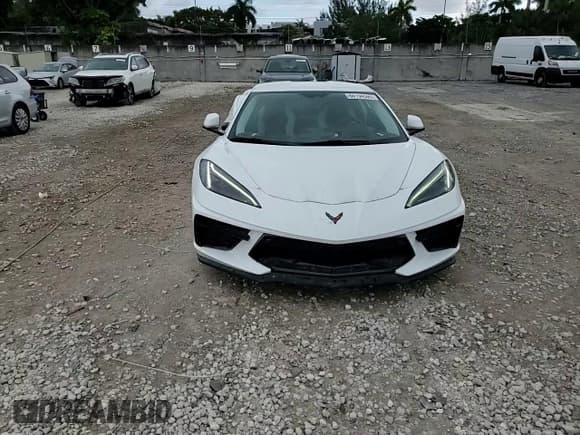 ✅ 2021 Chevrolet Corvette 3LT • VIN: 1G1YC2D41M5116280 • Lot: 88154595. Listed on Copart with 16,326 mi. Free auction sales archive from the USA and detailed vehicle history report at DreamBid. Image 13.