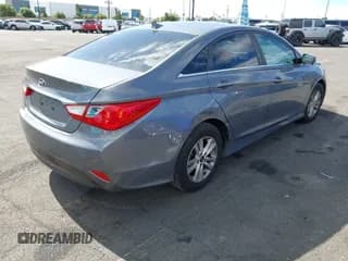 ✅ 2014 Hyundai Sonata GLS • VIN: 5NPEB4AC0EH863858 • Лот: 43487125. Опубликован ранее на IAAI с пробегом Не указан. Бесплатный доступ к архиву аукционных продаж из США и подробный отчёт об истории автомобиля на DreamBid. Изображение 4.