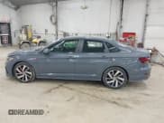 ✅ 2019 Volkswagen Jetta S • VIN: 3VW5T7BU5KM261739 • Lot: 43149246. Wystawiony na IAAI z przebiegiem 36 246 mil. Bezpłatny archiwum sprzedaży aukcyjnych z USA i szczegółowy raport historii pojazdu na DreamBid. Zdjęcie 14.