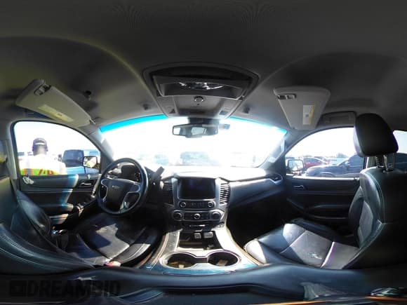 ✅ 2015 Chevrolet Tahoe LT • VIN: 1GNSCBKC8FR218895 • Lot: 43179904. Listed on IAAI with 230,145 mi. Free auction sales archive from the USA and detailed vehicle history report at DreamBid. Image 18.