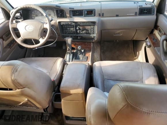 ✅ 1997 Lexus LX 450 • VIN: JT6HJ88J4V0172381 • Лот: 47231525. Опубликован ранее на Copart с пробегом 438 043 миль. Бесплатный доступ к архиву аукционных продаж из США и подробный отчёт об истории автомобиля на DreamBid. Изображение 8.