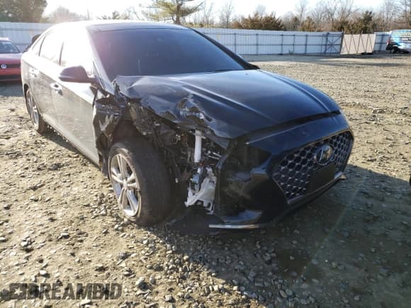 ✅ 2018 Hyundai Sonata Limited • VIN: 5NPE34AF6JH704411 • Лот: 40437763. Опубликован ранее на Copart с пробегом 45 246 миль. Бесплатный доступ к архиву аукционных продаж из США и подробный отчёт об истории автомобиля на DreamBid. Изображение 4.