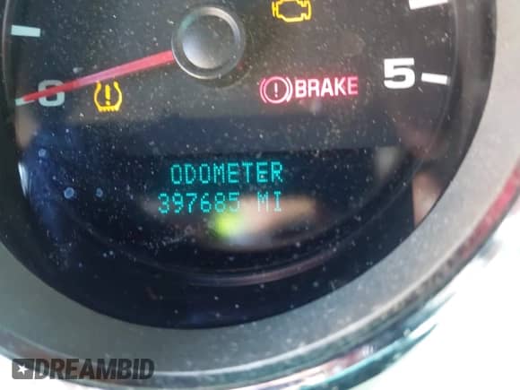 2007 Chevrolet Silverado 2500HD 1LT z VIN 1GCHK23687F509446, wystawiony jako IAAI lot #43417222 z przebiegiem 397 685 mil mil oraz . Historia ofert i sprzedaży dostępna na DreamBid. Obrazek 16.