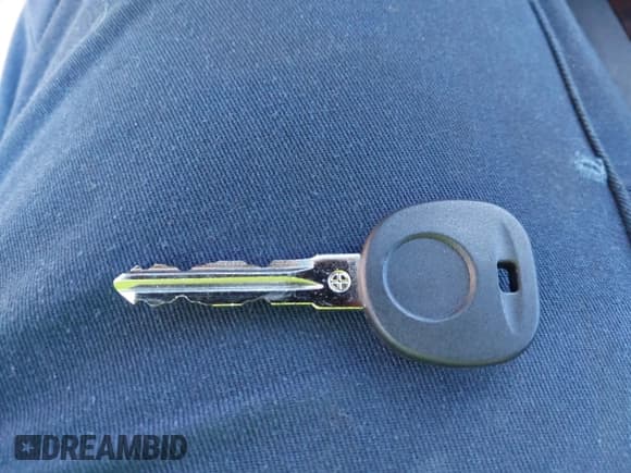 ✅ 2010 GMC Yukon XL Denali • VIN: 1GKUCMEF8AR175871 • Lot: 43615106. Wystawiony na IAAI z przebiegiem 149 170 mil. Bezpłatny archiwum sprzedaży aukcyjnych z USA i szczegółowy raport historii pojazdu na DreamBid. Zdjęcie 11.