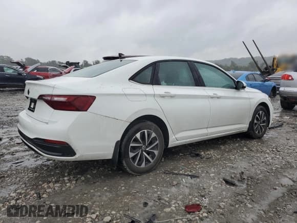 ✅ 2023 Volkswagen Jetta S • VIN: 3VW4M7BU4PM008220 • Лот: 73307764. Опубликован ранее на Copart с пробегом 58 386 миль. Бесплатный доступ к архиву аукционных продаж из США и подробный отчёт об истории автомобиля на DreamBid. Изображение 3.