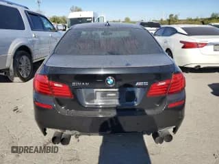 ✅ 2016 BMW M5 • VIN: WBSFV9C5XGD595734 • Lot: 76557014. Wystawiony na Copart z przebiegiem 86 254 mil. Bezpłatny archiwum sprzedaży aukcyjnych z USA i szczegółowy raport historii pojazdu na DreamBid. Zdjęcie 6.
