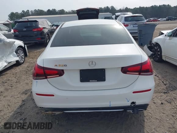 ✅ 2019 Mercedes-Benz A 220 • VIN: WDD3G4EB6KW020804 • Лот: 41731423. Опубликован ранее на IAAI с пробегом 57 311 миль. Бесплатный доступ к архиву аукционных продаж из США и подробный отчёт об истории автомобиля на DreamBid. Изображение 17.