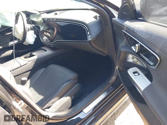 ✅ 2024 Mercedes-Benz E 450 • VIN: W1KLF6BB1RA041103 • Лот: 42731028. Опубликован ранее на IAAI с пробегом Не указан. Бесплатный доступ к архиву аукционных продаж из США и подробный отчёт об истории автомобиля на DreamBid. Изображение 5.